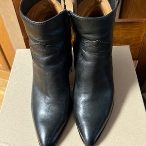 FRYE Mid-tall Bootie EUC